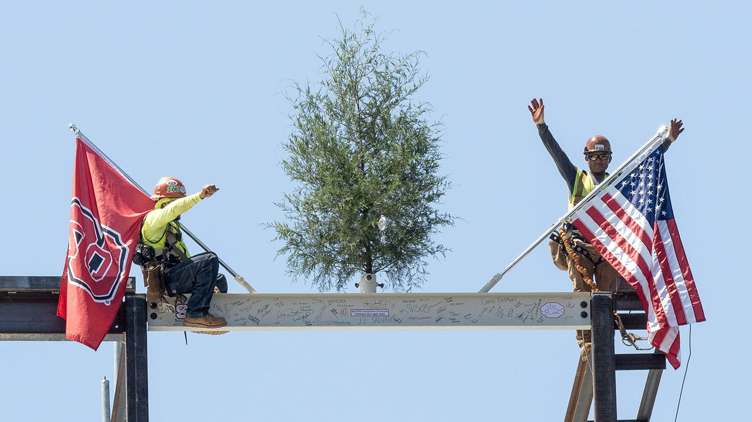 final beam of Integrative Sciences Building